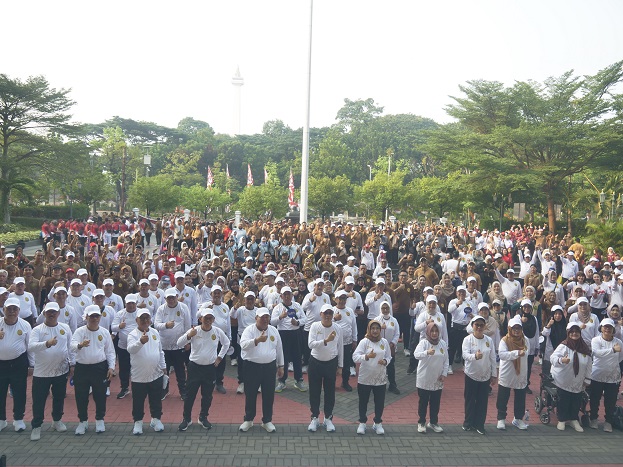 Keluarga Besar Ditjen Badilum Ikuti Senam Bersama Rangkaian HUT ke-81 Mahkamah Agung RI